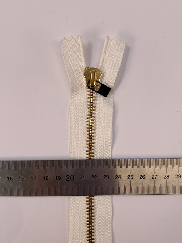 AV-2196 image 4