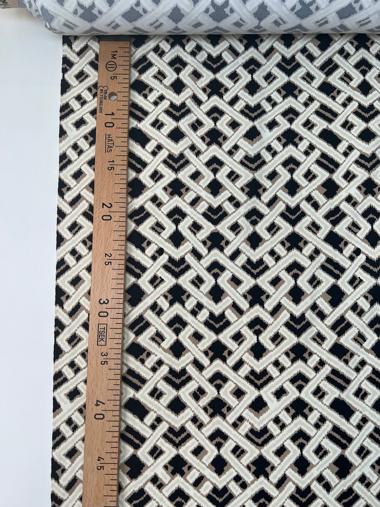 RA-1203d – image 4