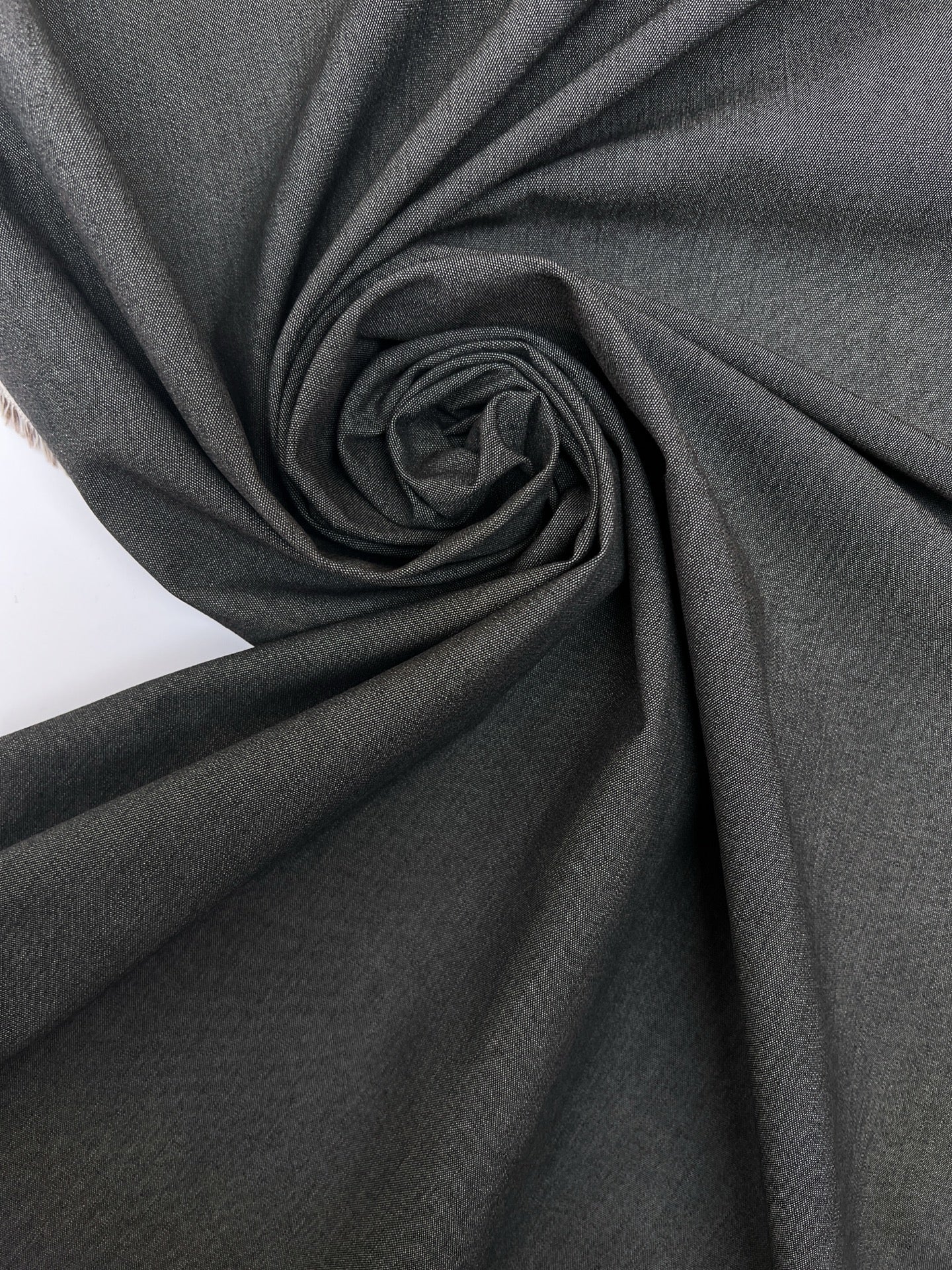 TN-585d – image 1