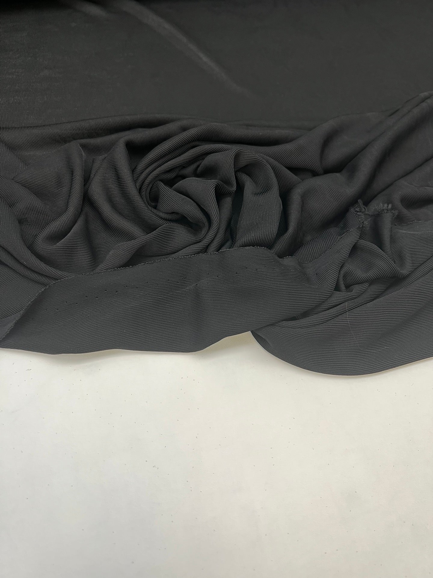 LB-1470 – image 2