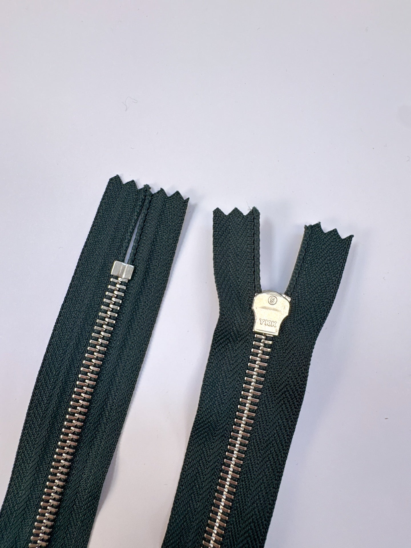 AV-2220 image 3