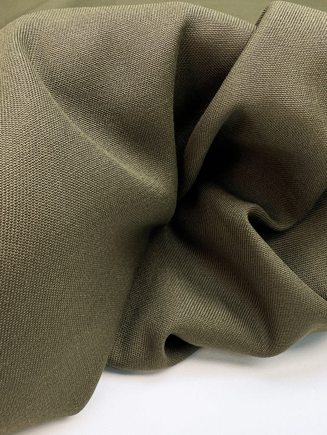 CL-105 image 3