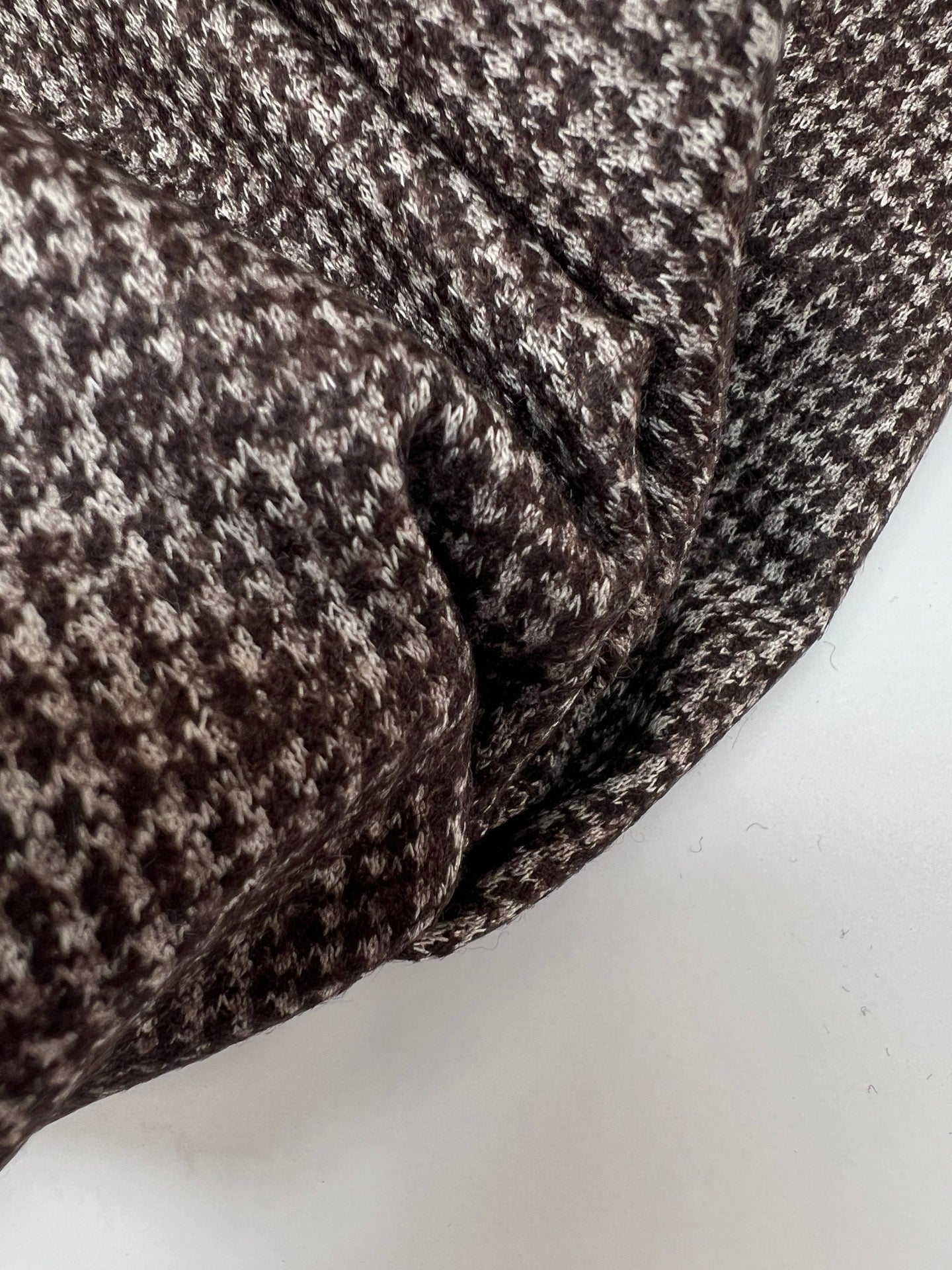 Houndstooth Gray-Brown Wool Cotton Knitted