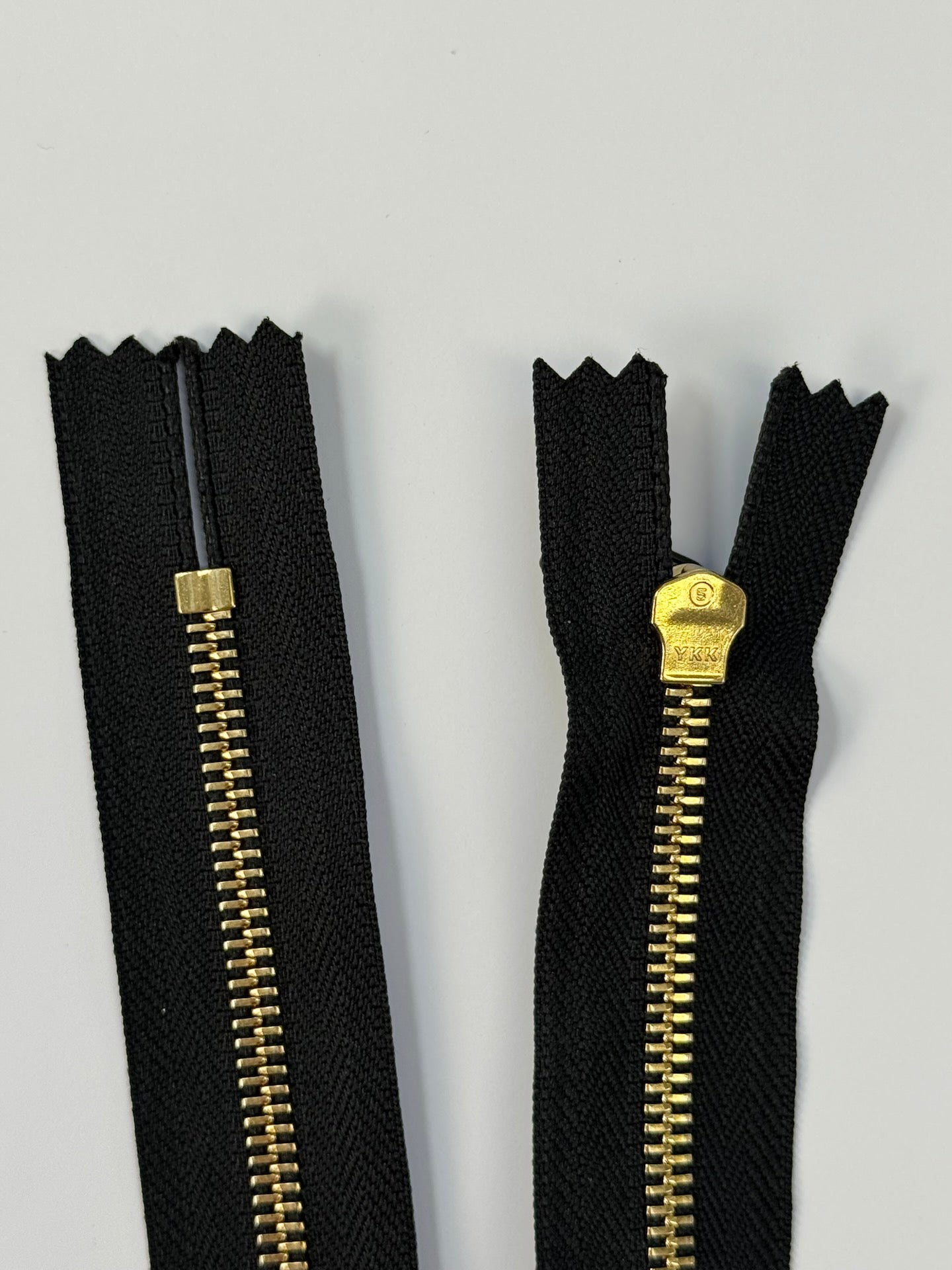 AV-1681 image 3