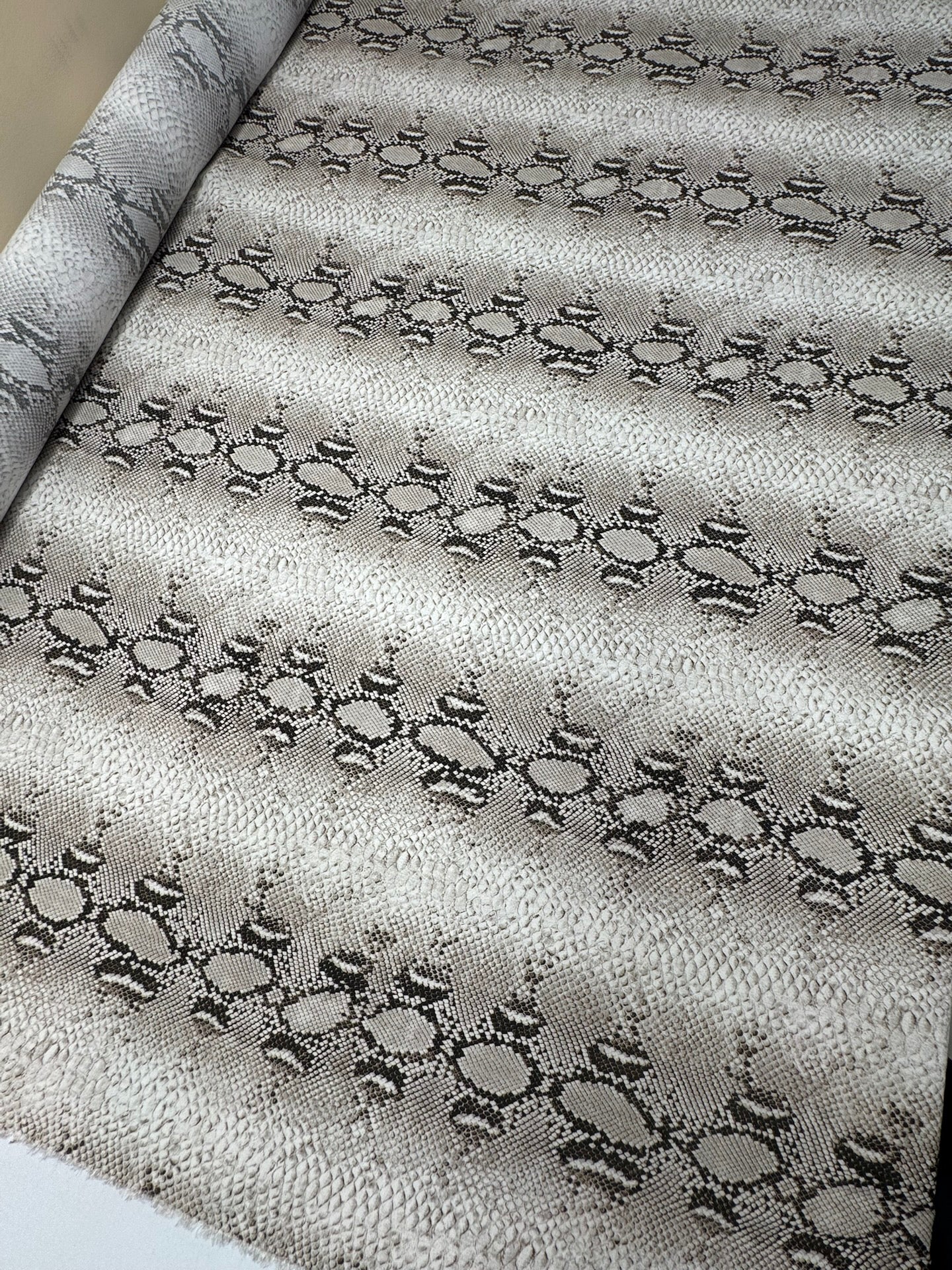 TN-677 – image 5