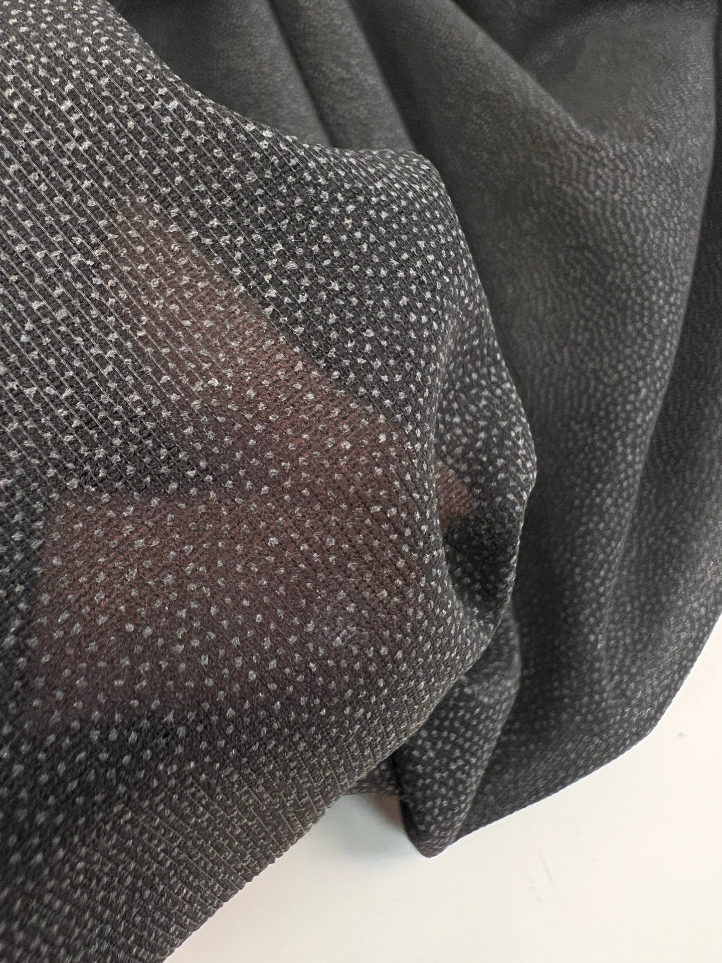 Schwarzes Polyester Vlies