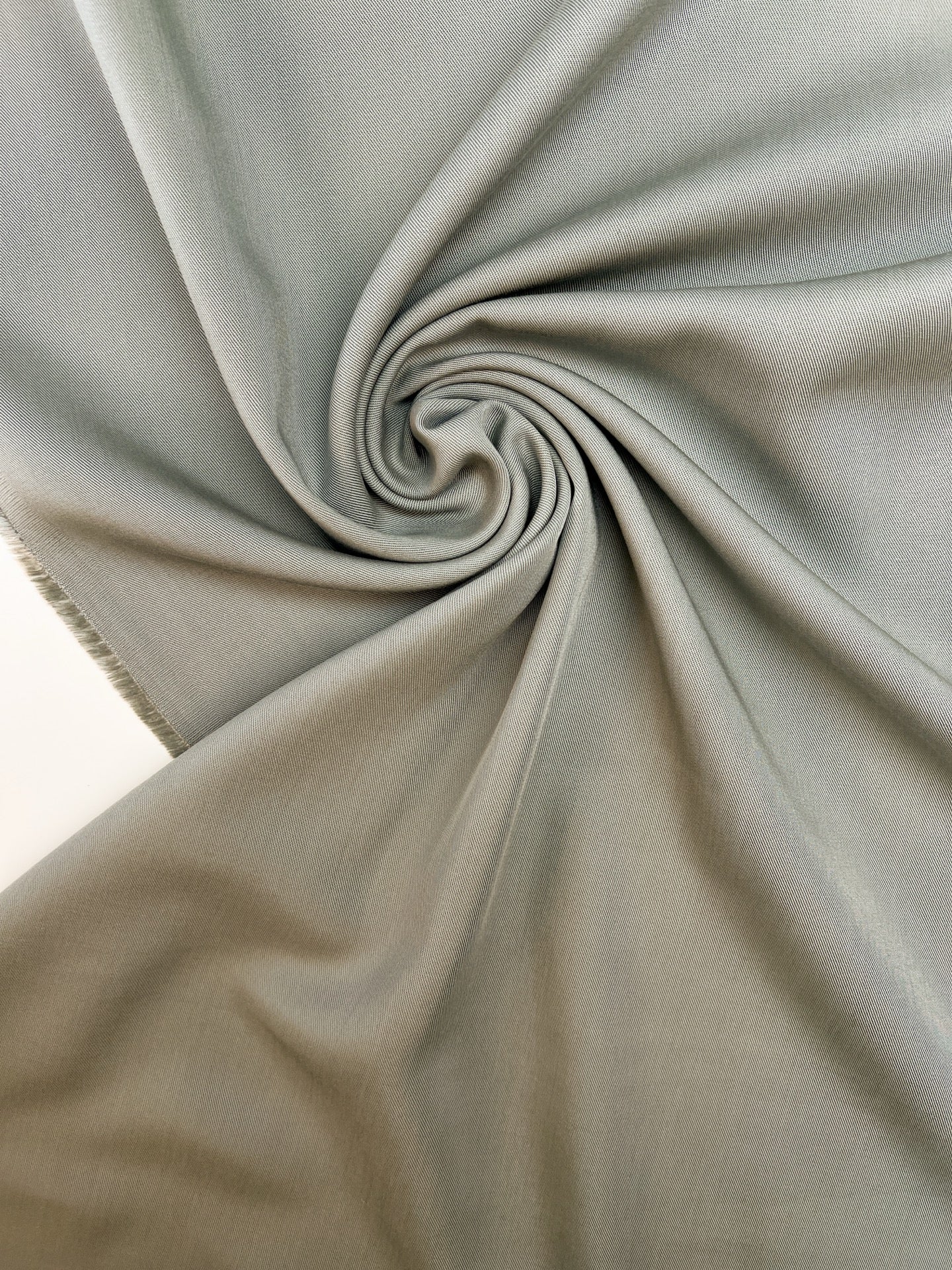 TH-938 image 1