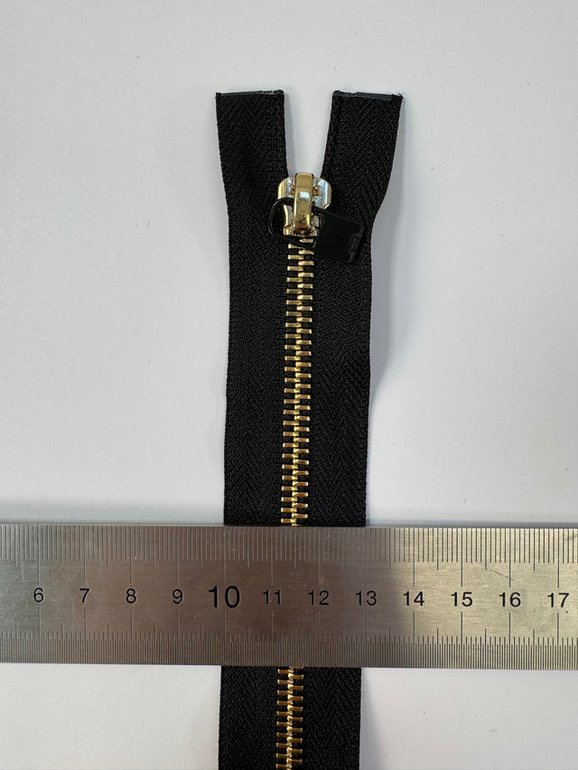 AV-1699 image 4