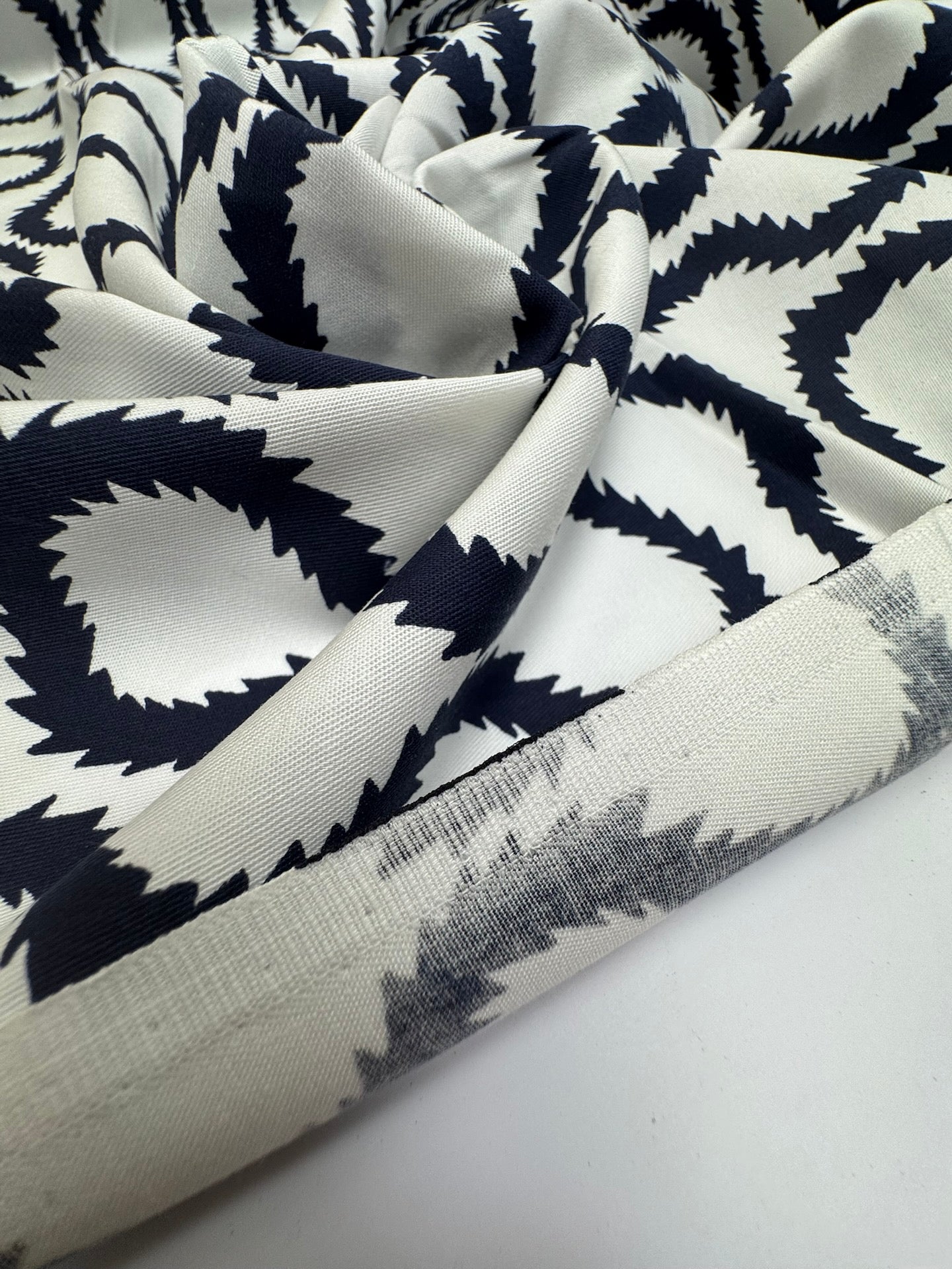 TN-694 – image 2