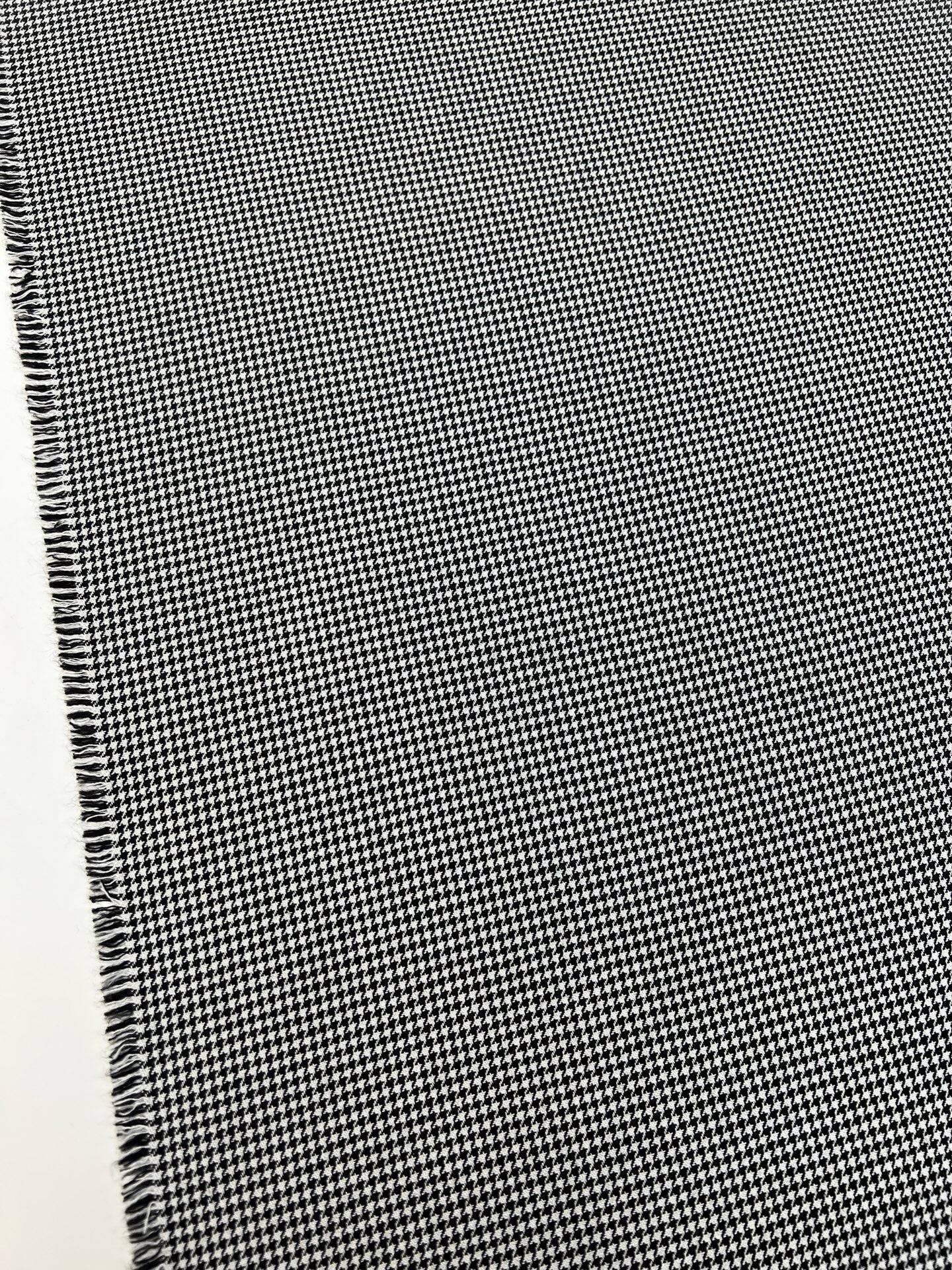 AV-1727 – image 5