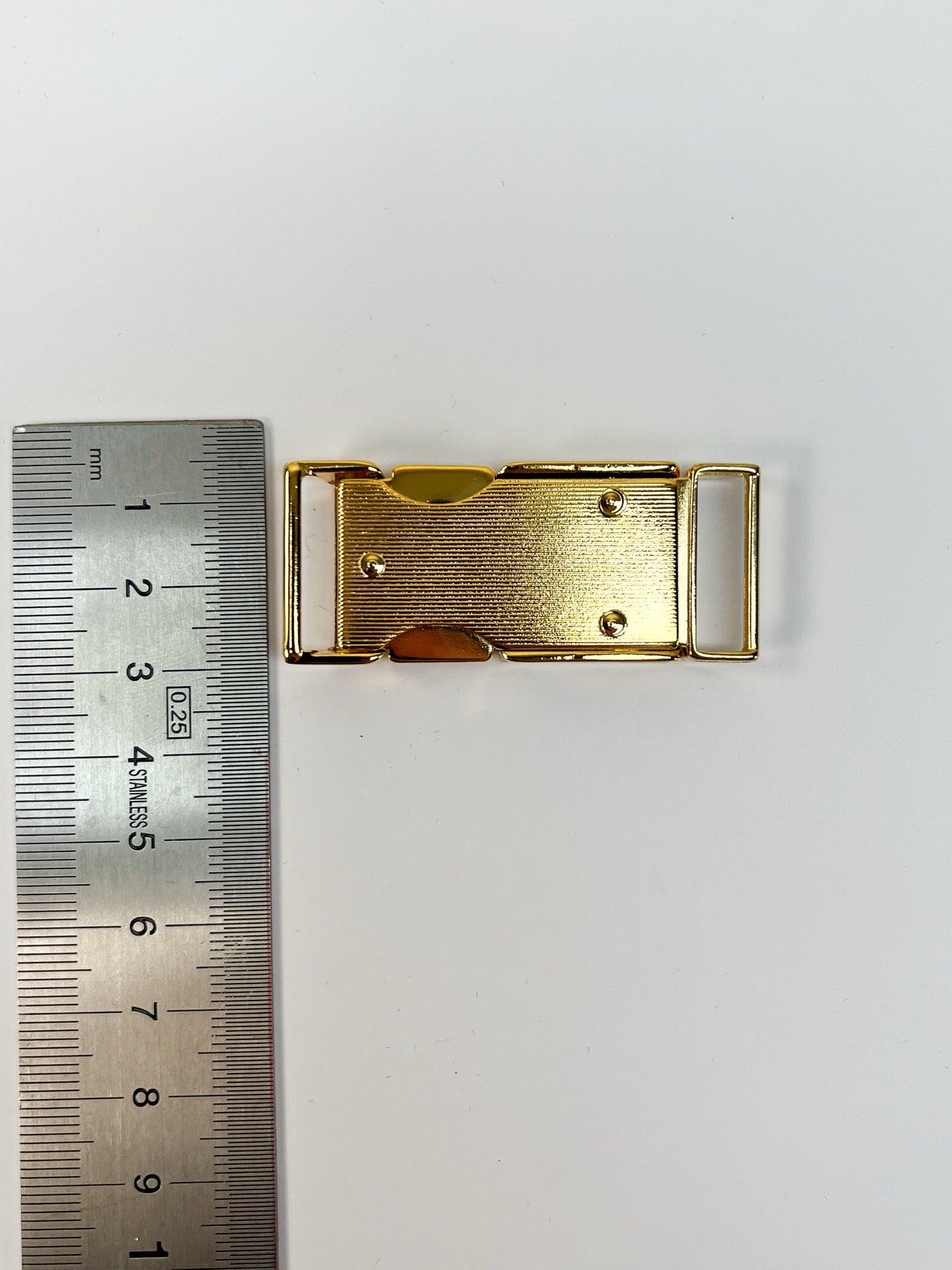 AV-1298 – image 4