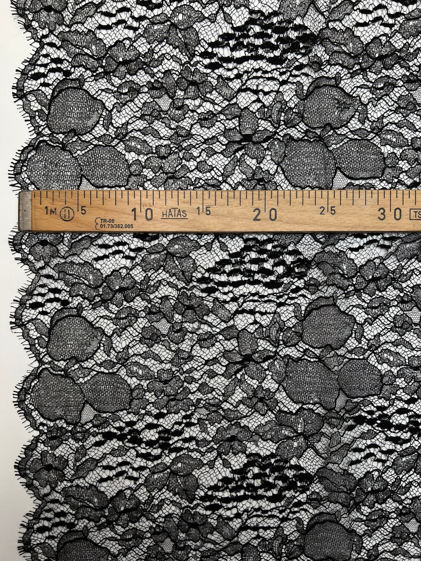 AV-555 – image 4