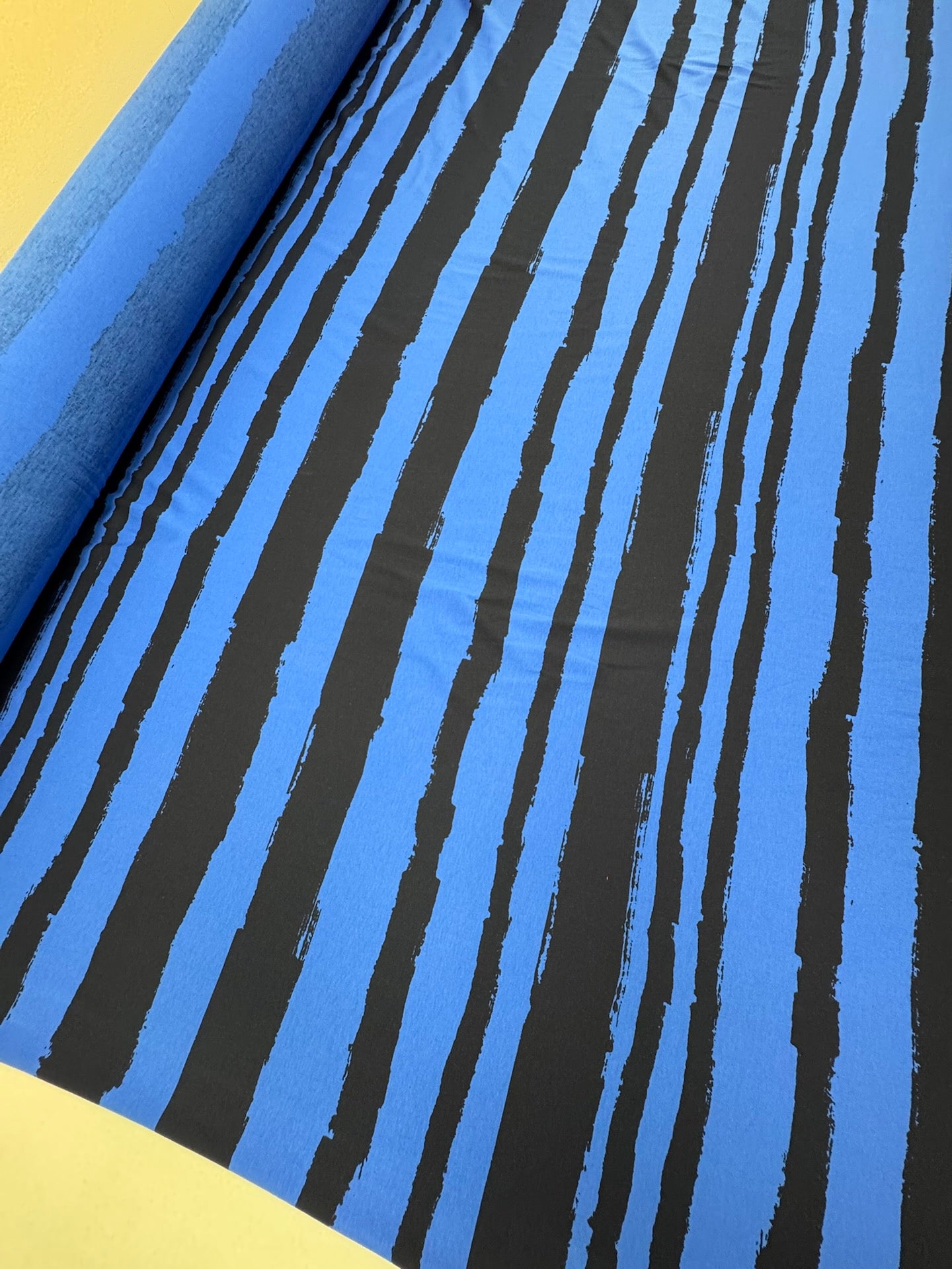 VR-881 – image 4
