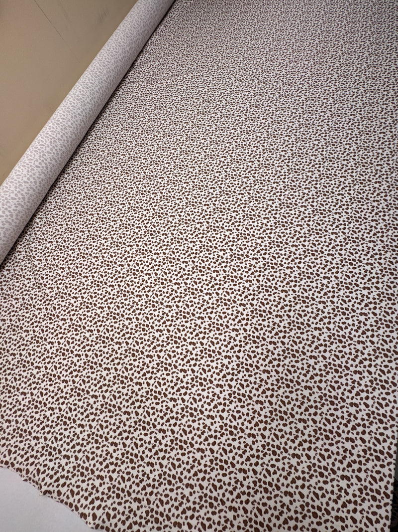 VR-696 – image 5