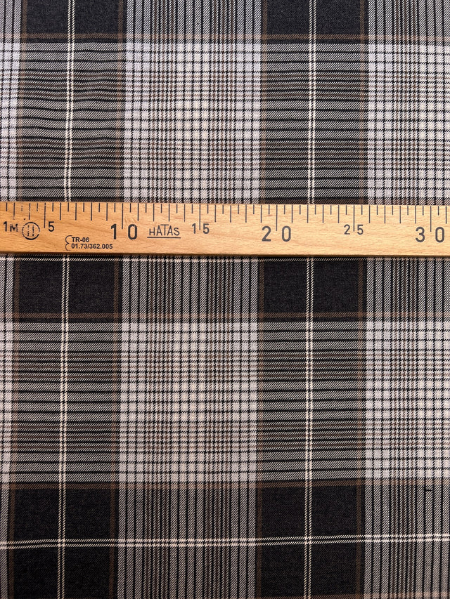 TH-1373 image 4