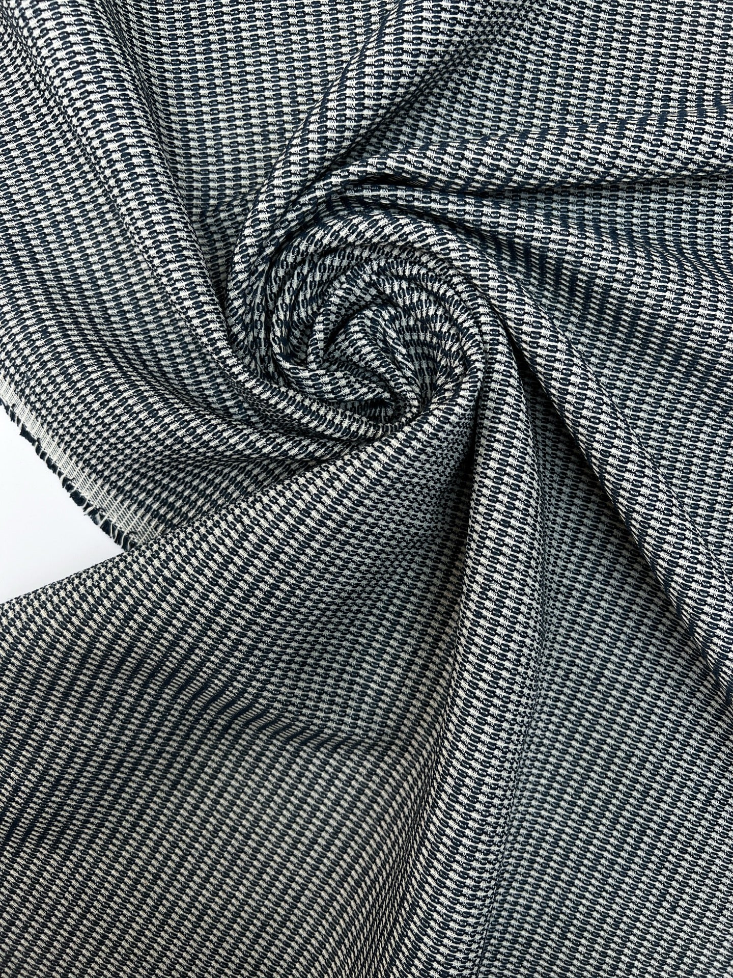 TN-821 – image 1