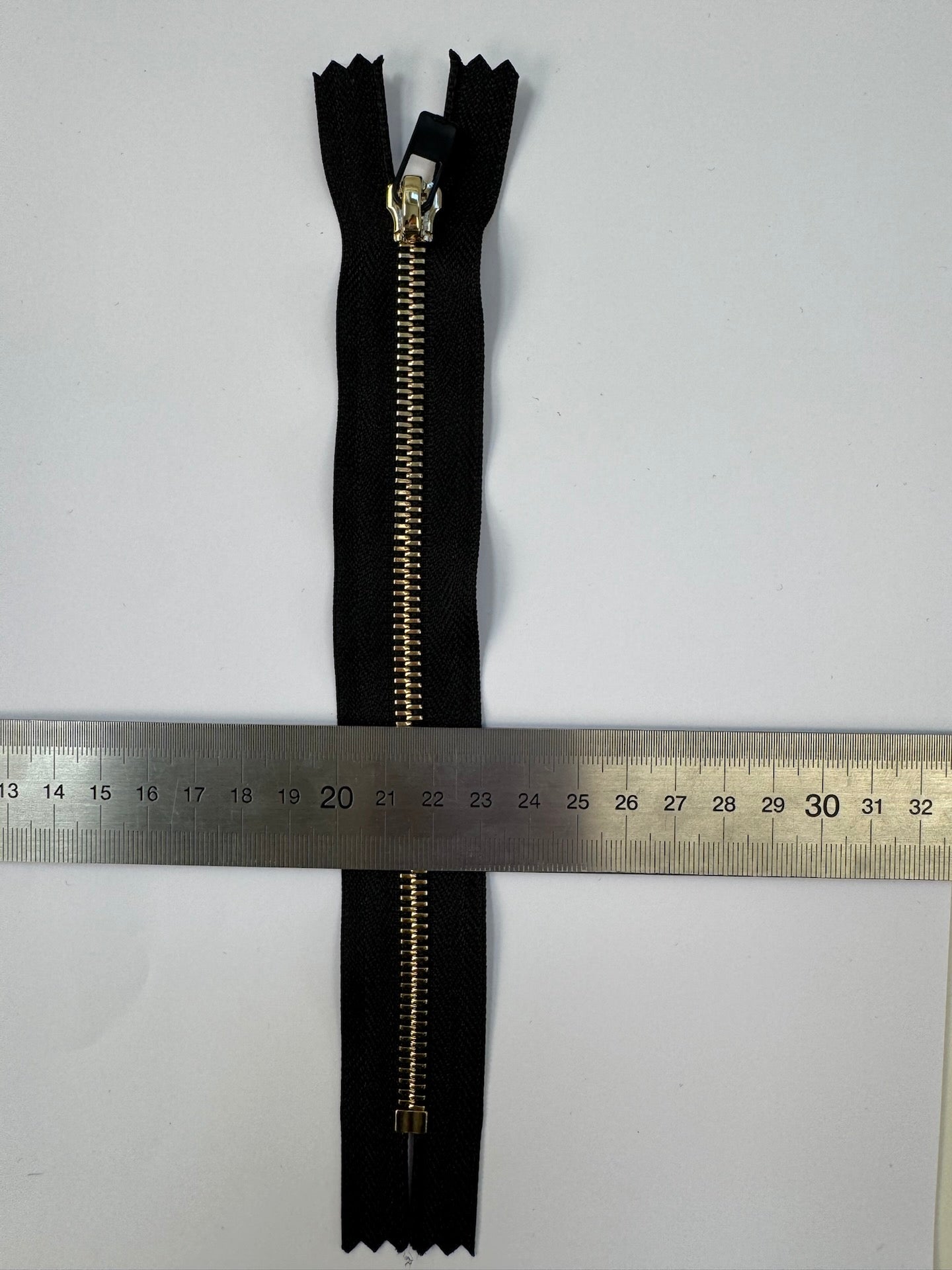 AV-1686 image 4