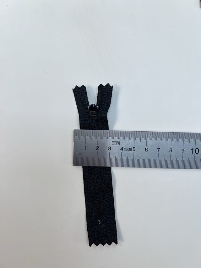 AV-1577 – image 2