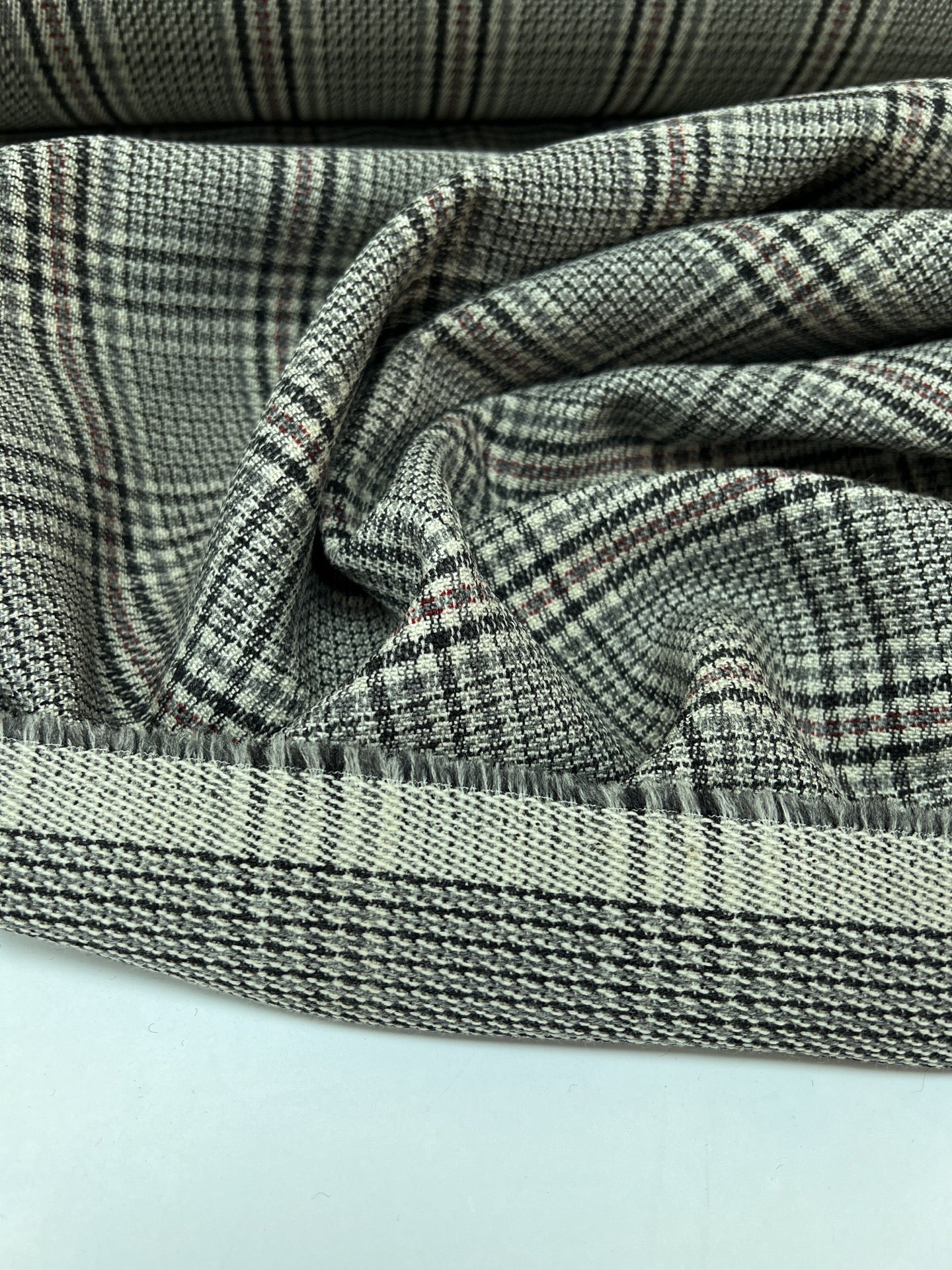 TB-1072 – image 2