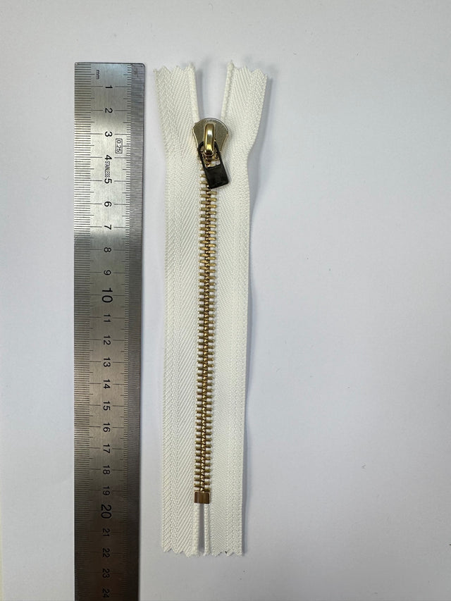 AV-2201 image 5