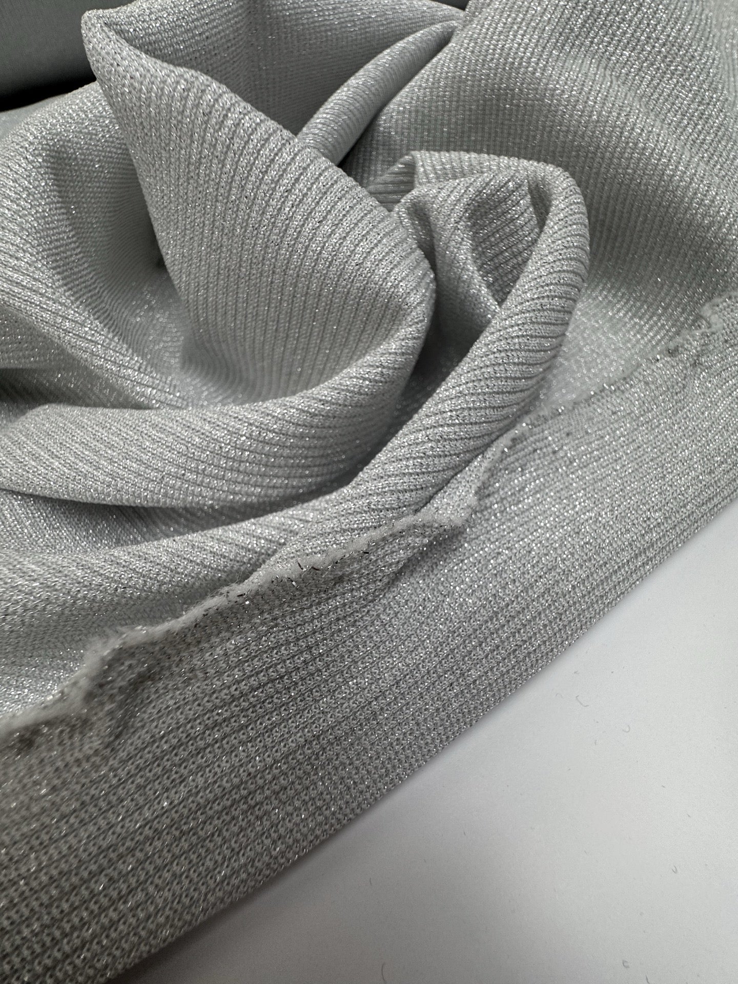 VR-689 – image 2