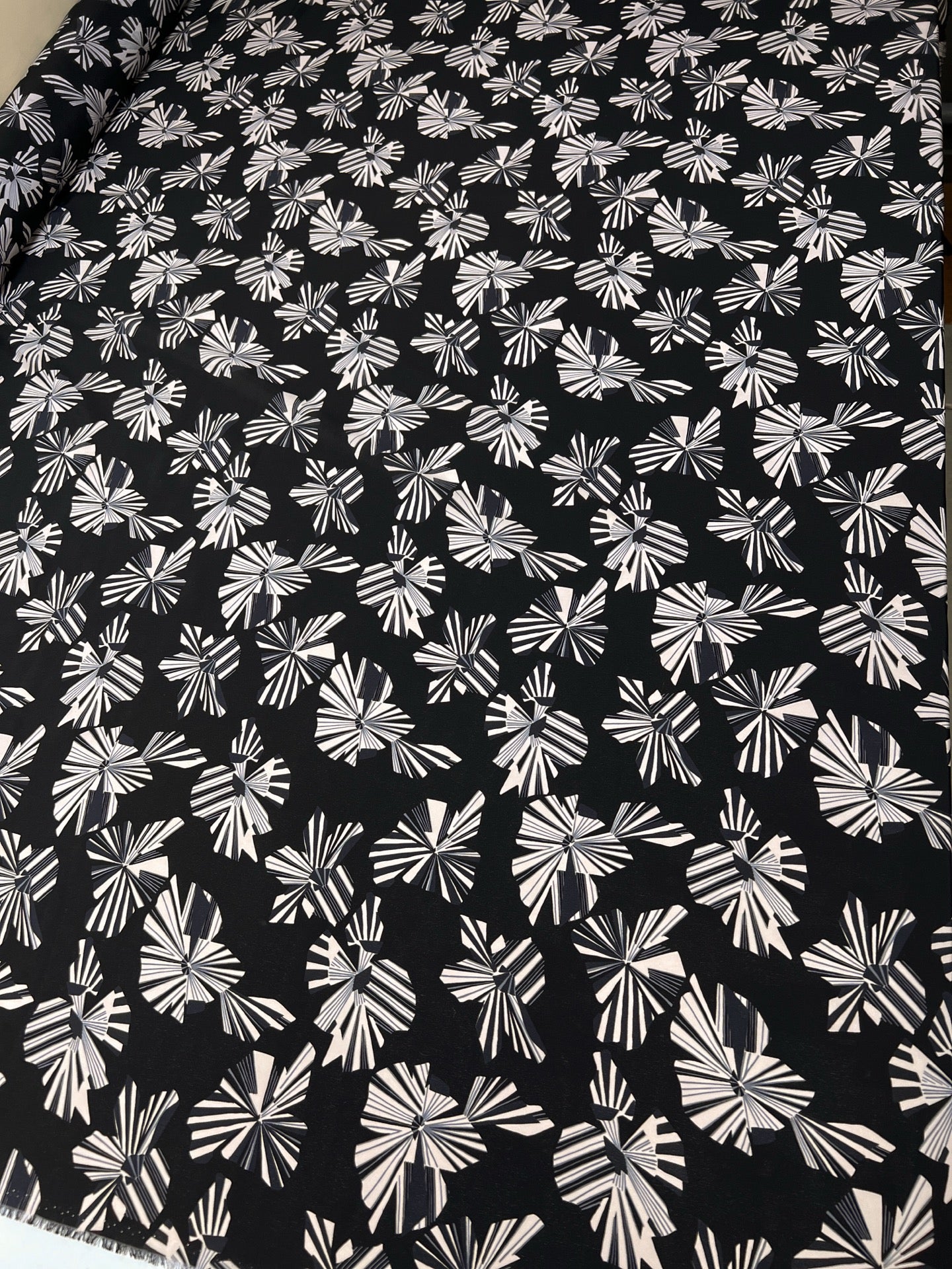 TN-749 – image 5