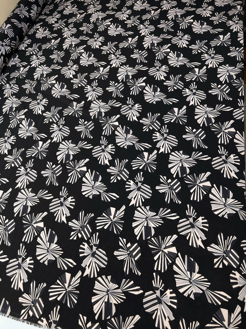 TN-749 – image 5