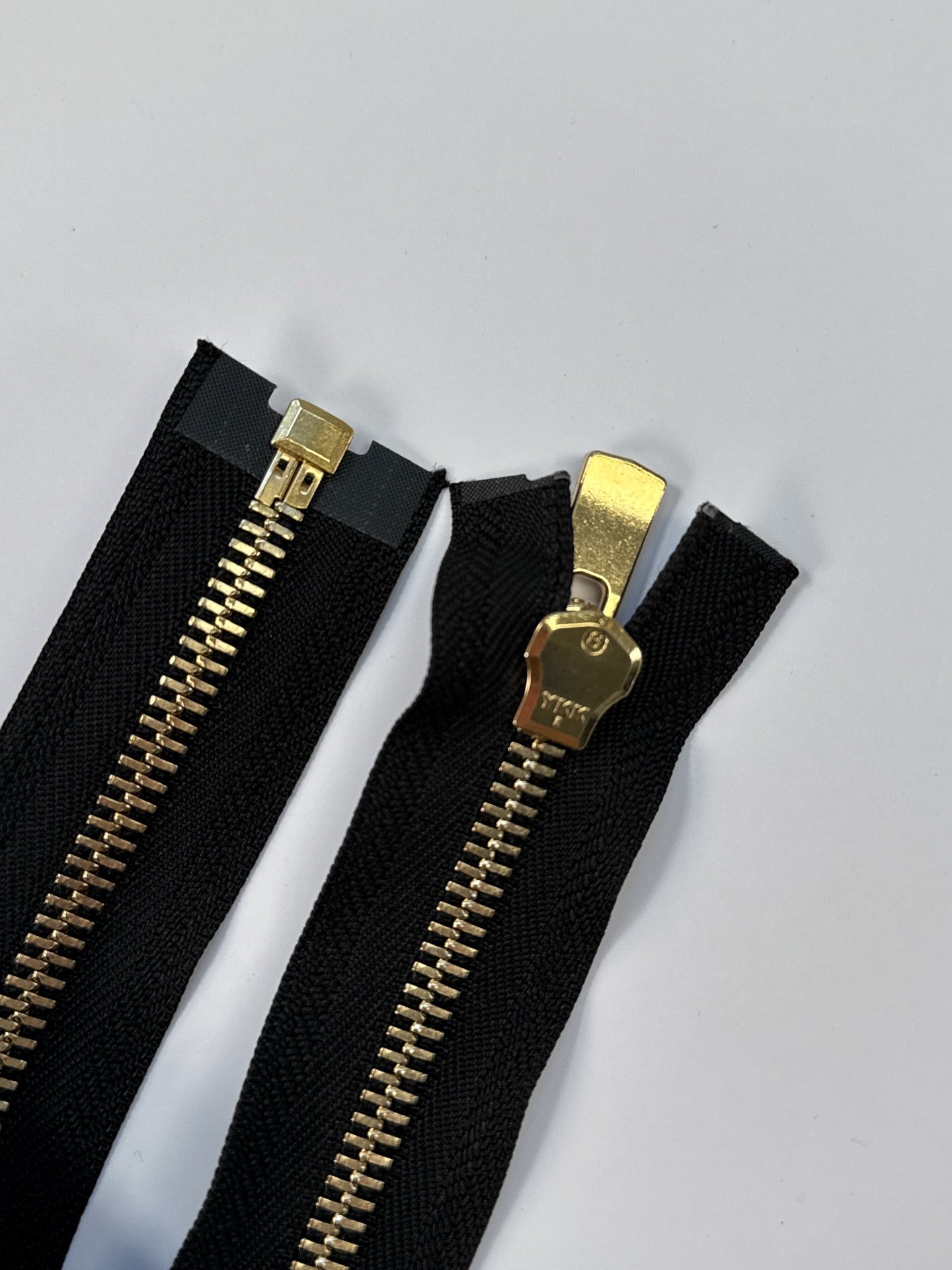 AV-2208 image 3