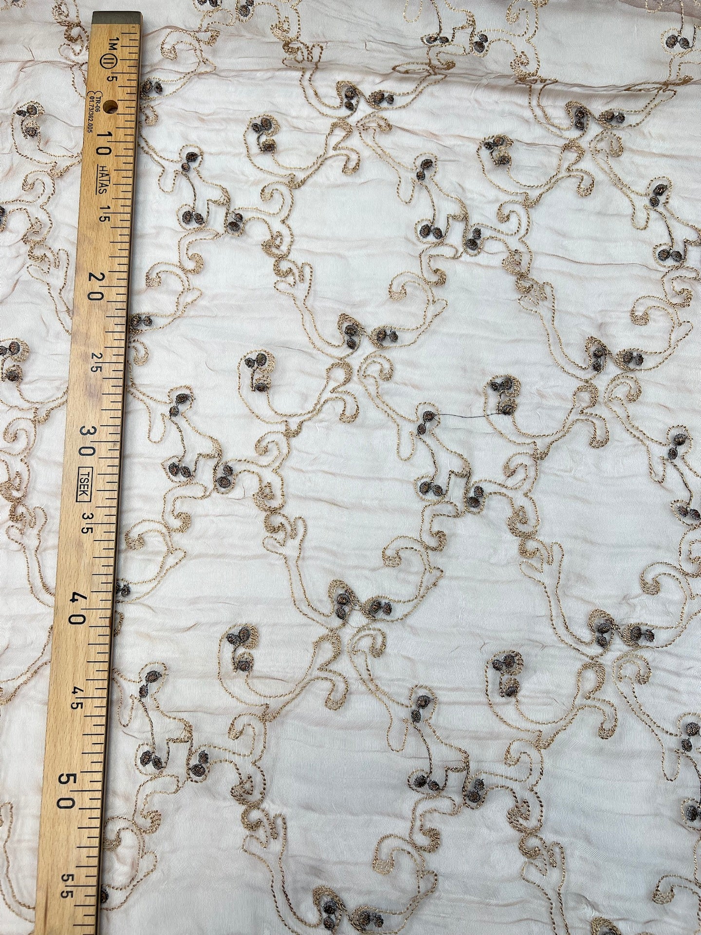 GG-036 – image 4