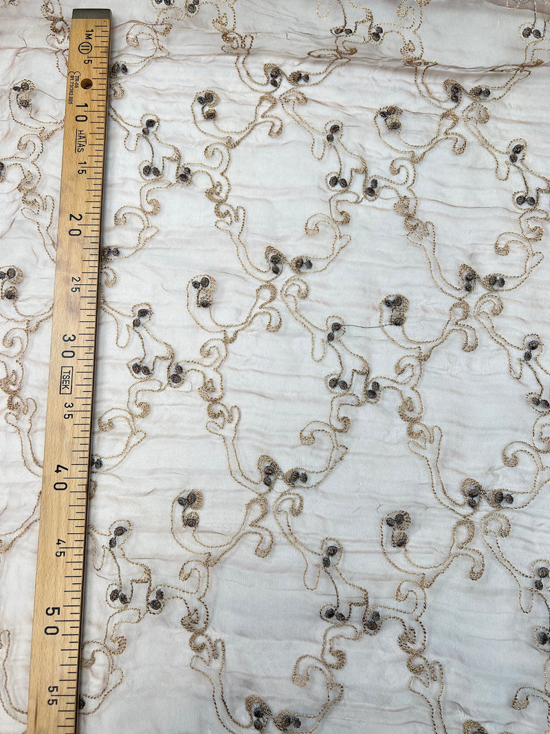 GG-036 – image 4