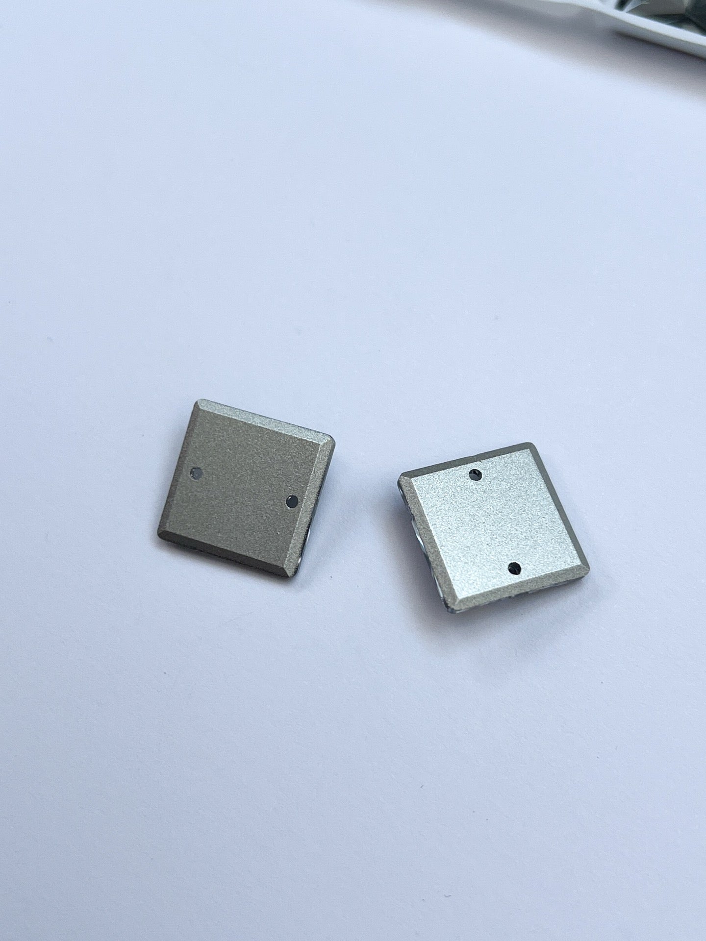 AV-2343 image 3