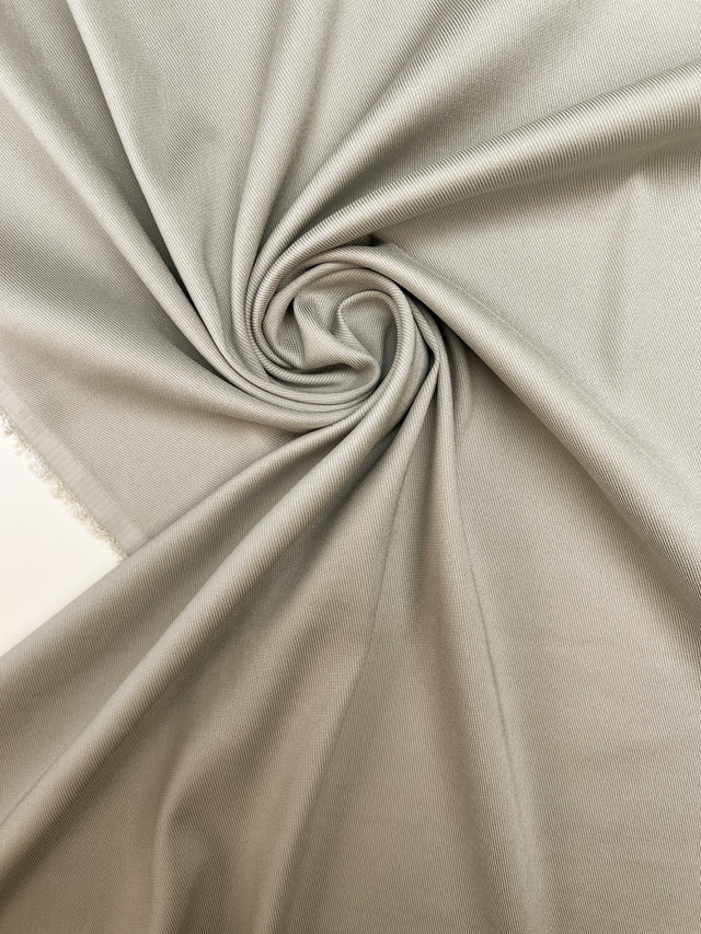 TH-944 image 1