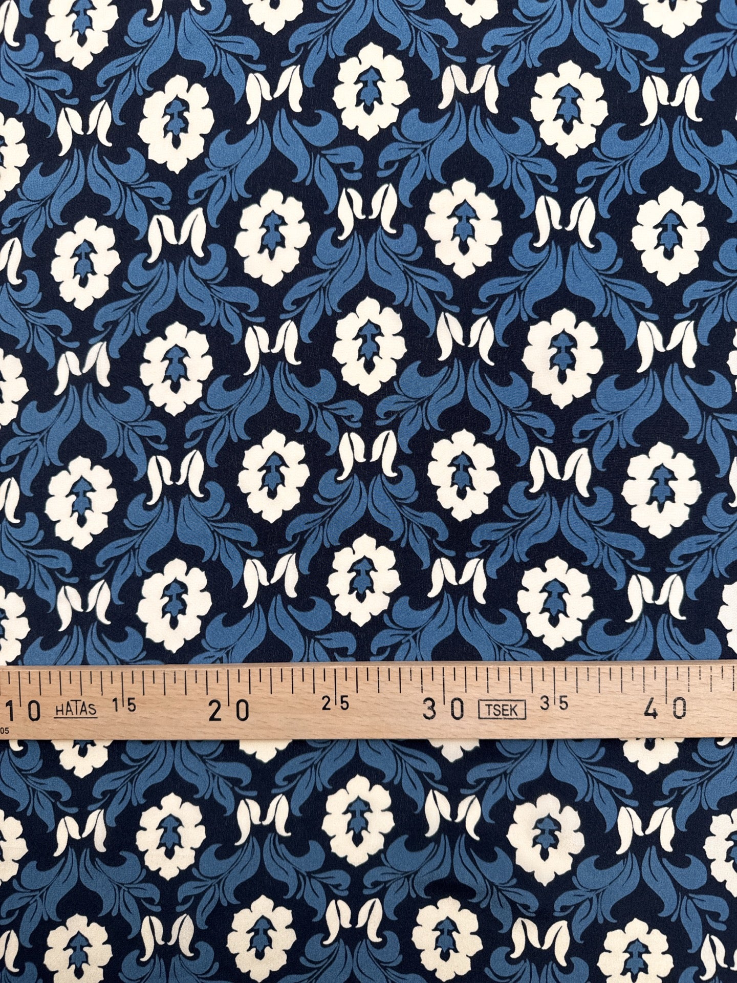 TH-018 image 4