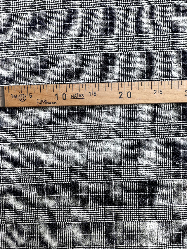 TH-296 image 4