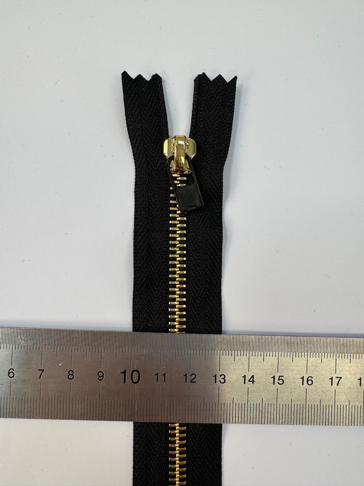 AV-1688 image 2