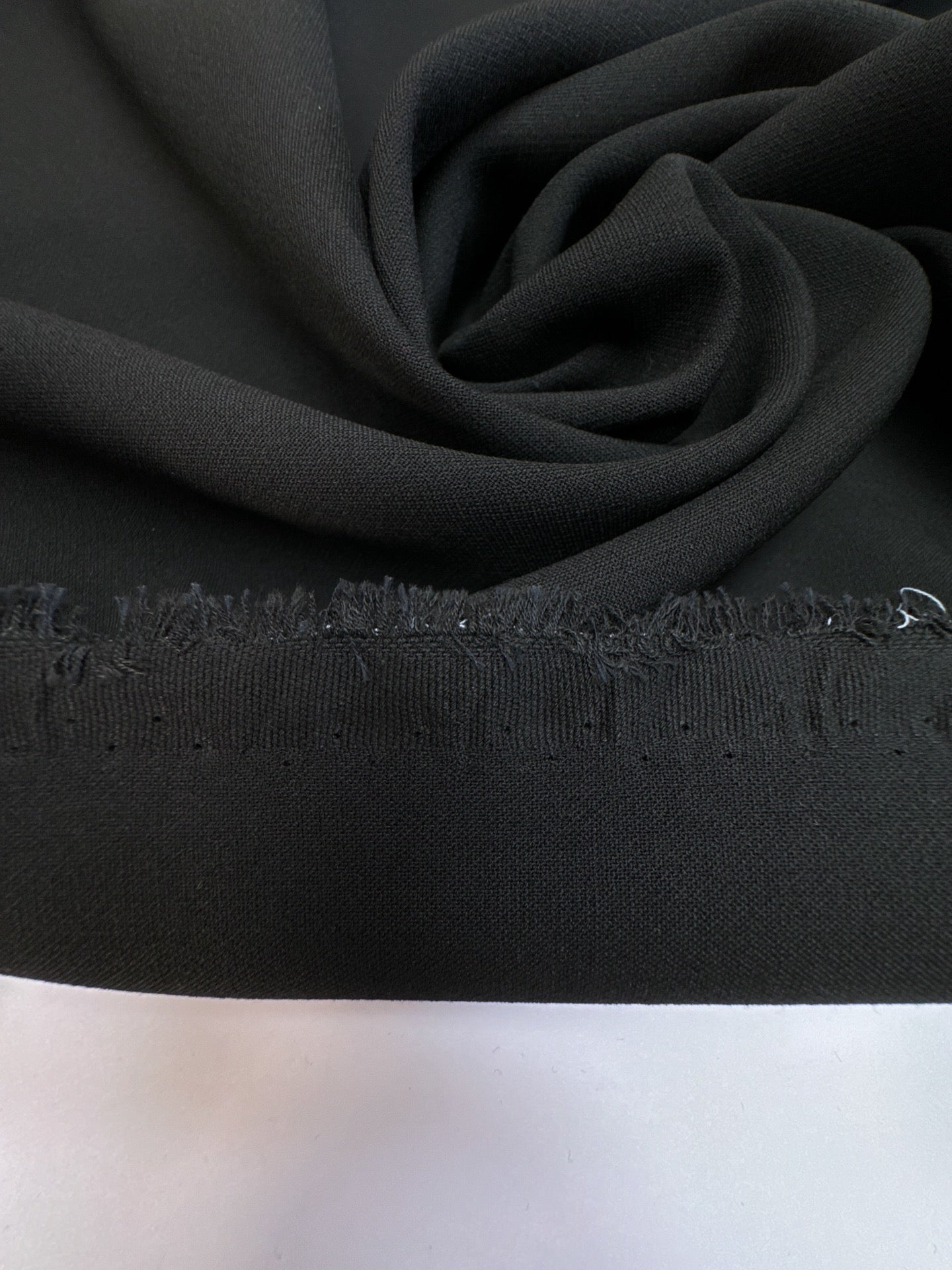 TB-1643 – image 2