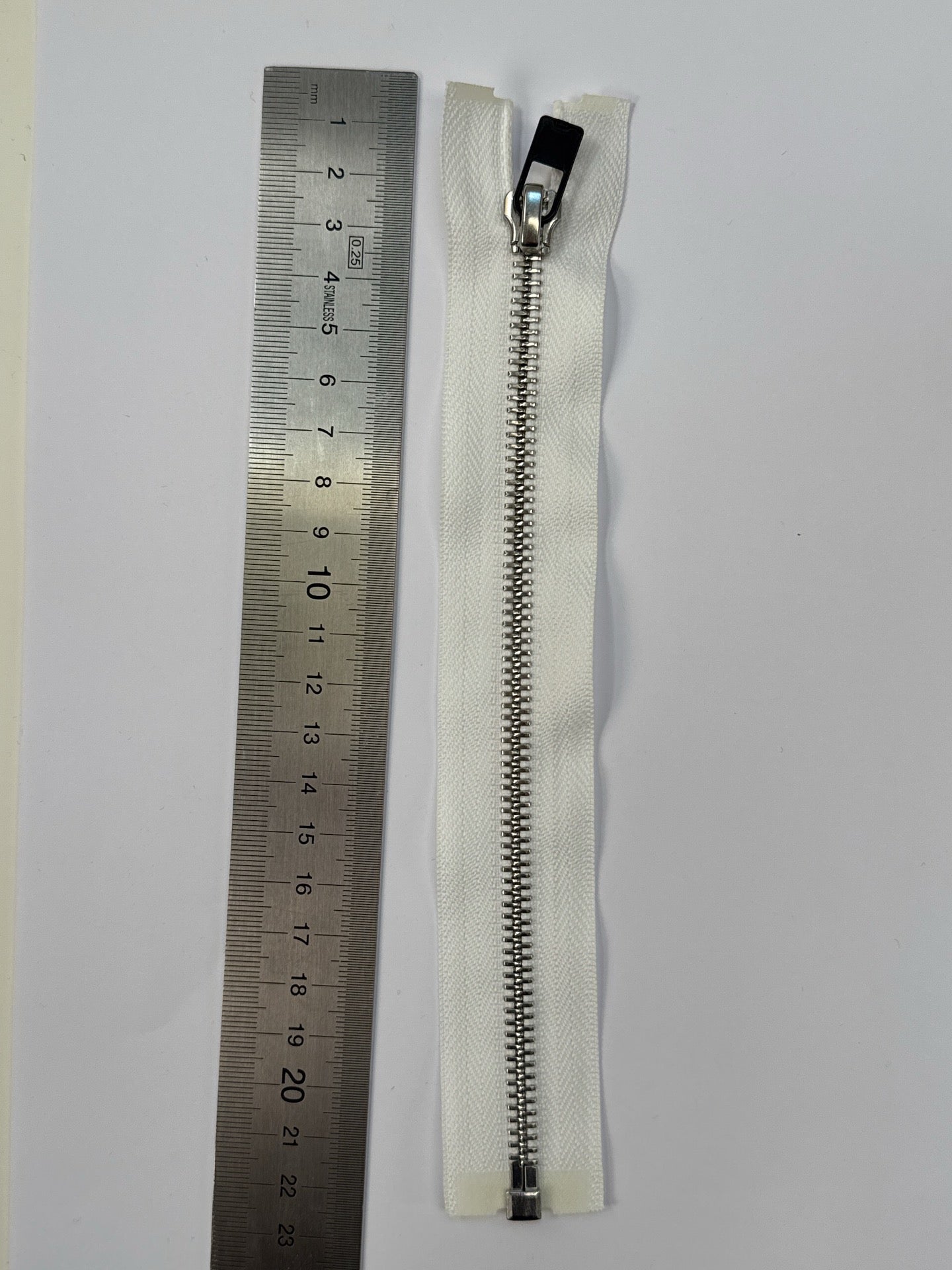 AV-2206 image 3