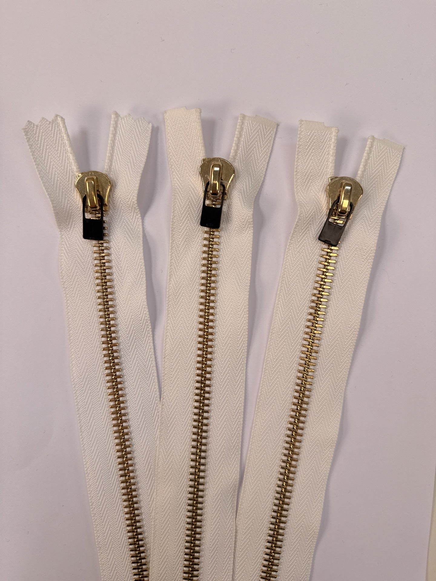 AV-2196 image 1