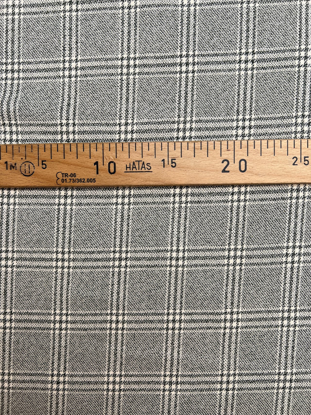 TH-887 image 4