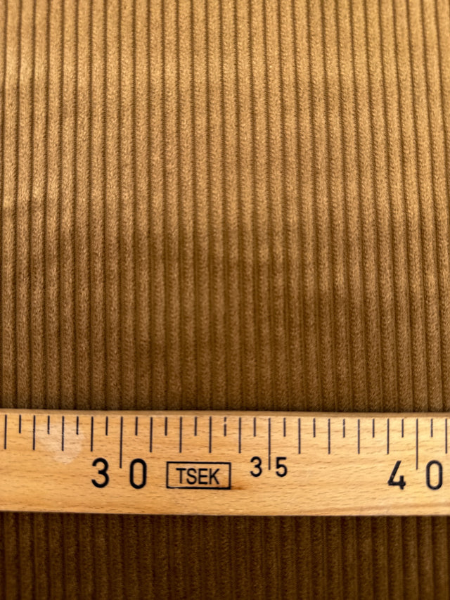 TH-329 image 4