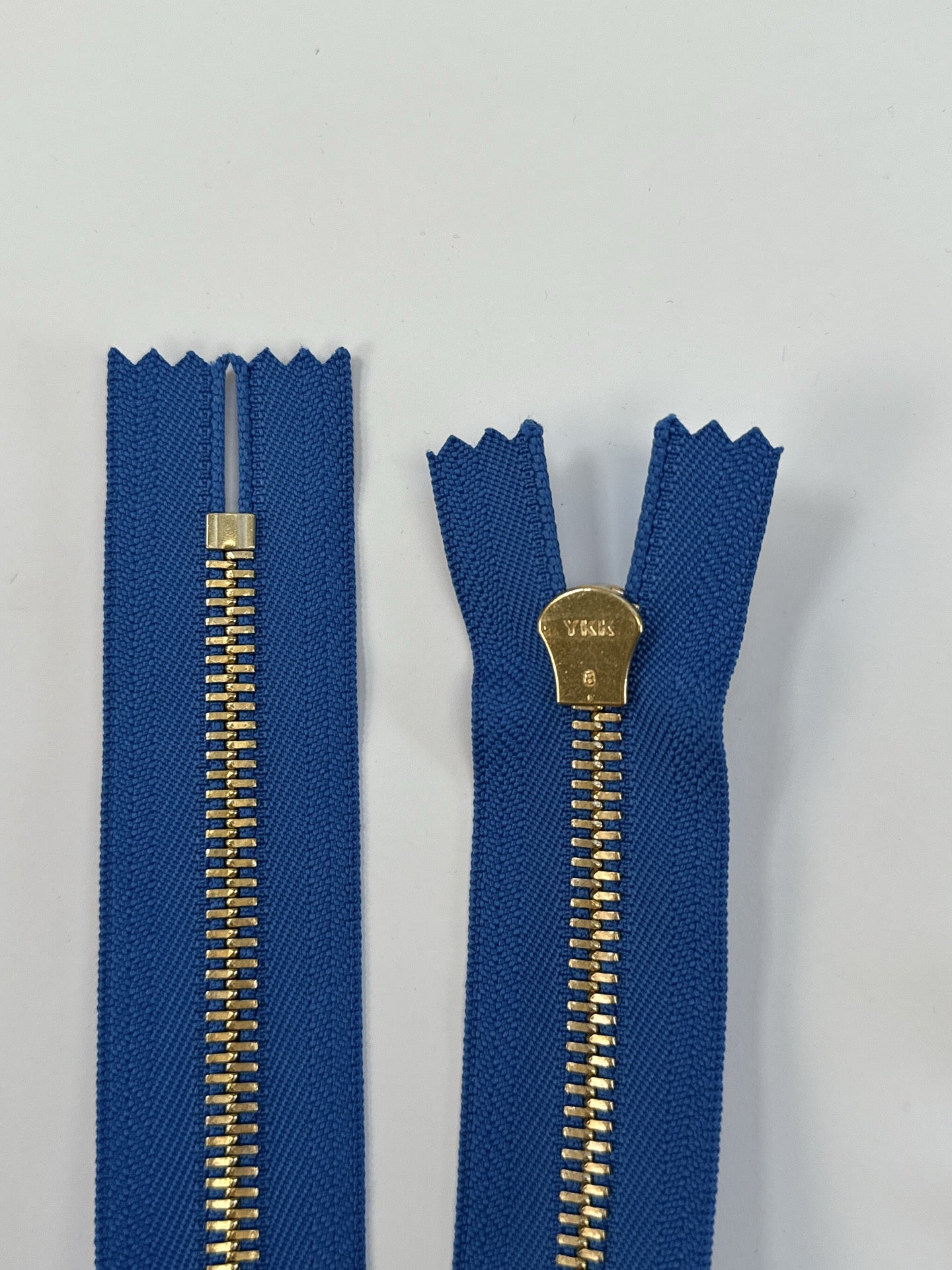 AV-2247 image 3