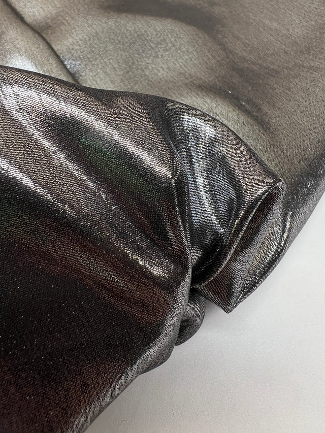 AV-1029d – image 3