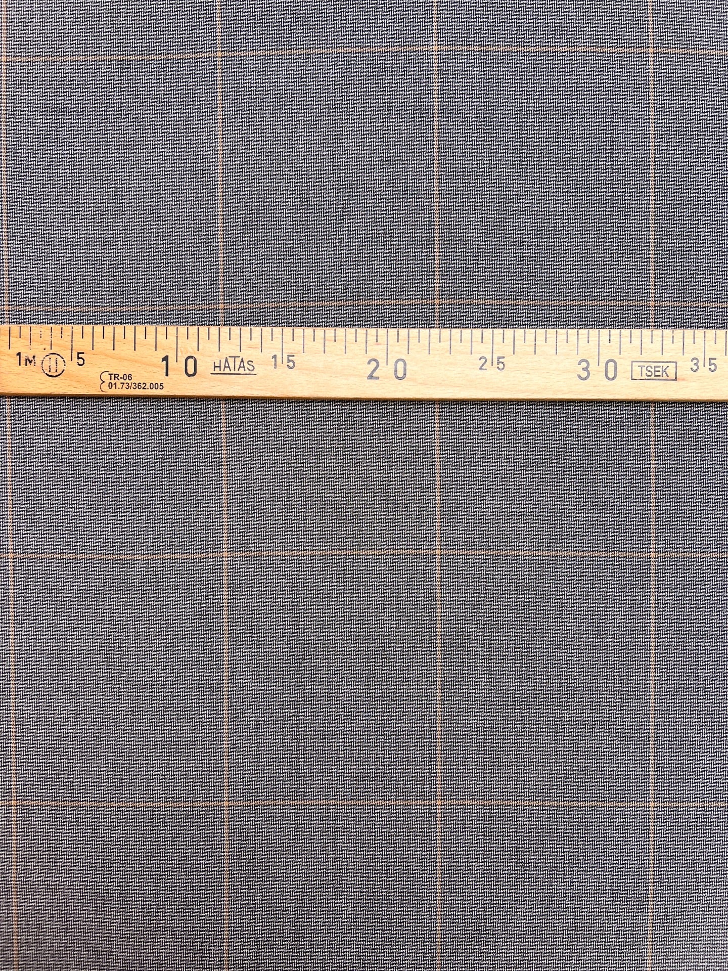 TH-1400 image 4