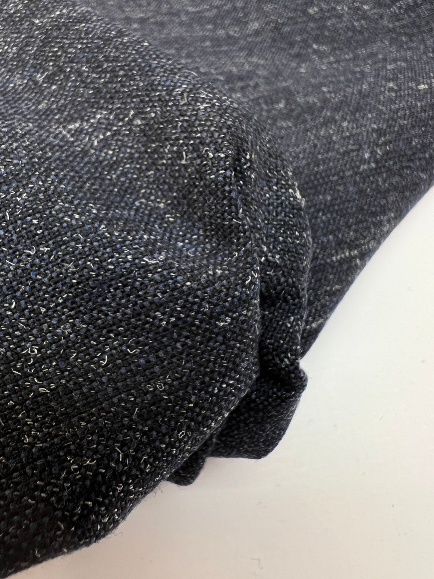 Tissu laine mélangé bleu noir