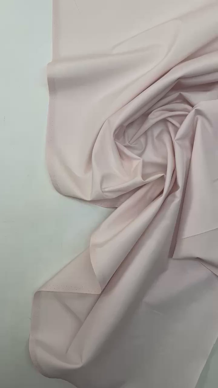 video 04cd5470-84f9-4c9d-a7e3-ea5cc789d103