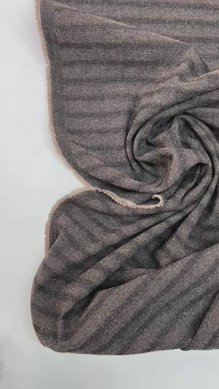 Load video: video 413bad2a-d0d6-4b6a-b831-0563af5ba6ca