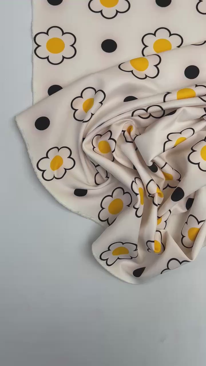 video 037b7d13-e8f3-4adb-8d07-6c6e272e1e10