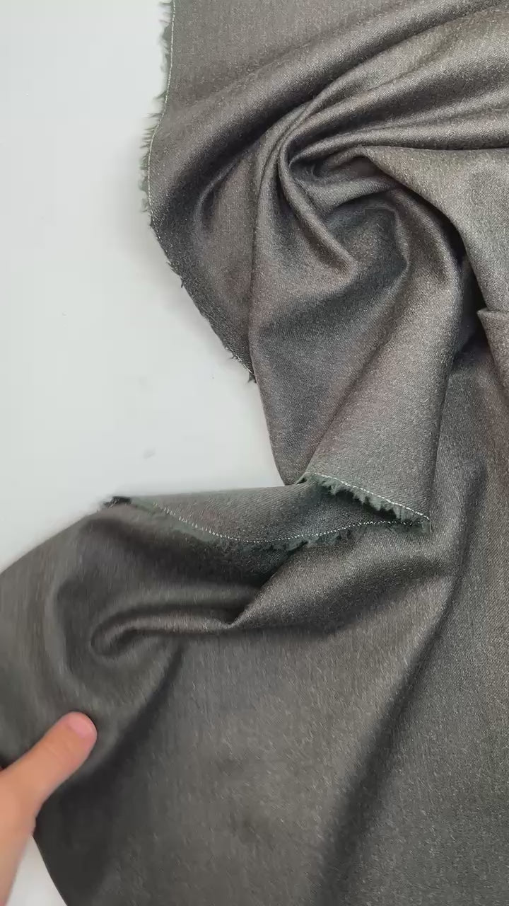 video 647abd41-b861-45be-82f2-1750f0038507