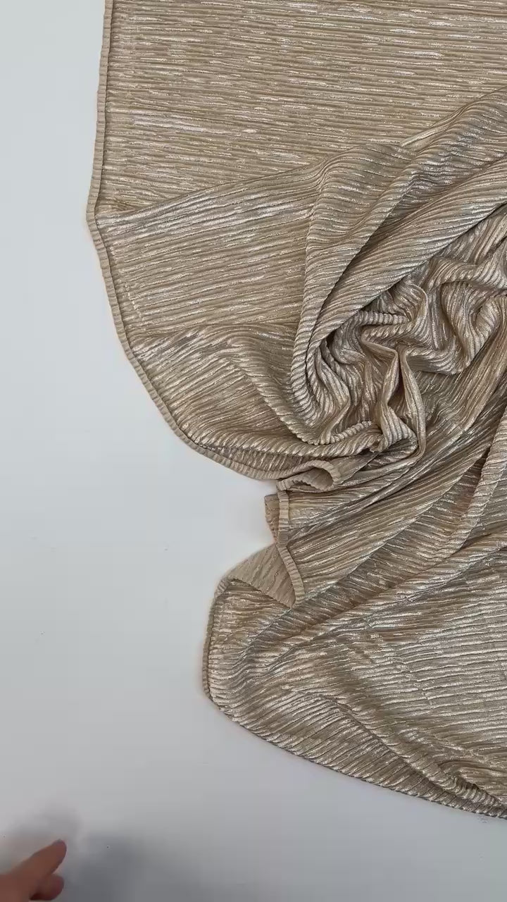 video b8b56ed9-0b34-4fc6-9171-8d2ff5d7f037