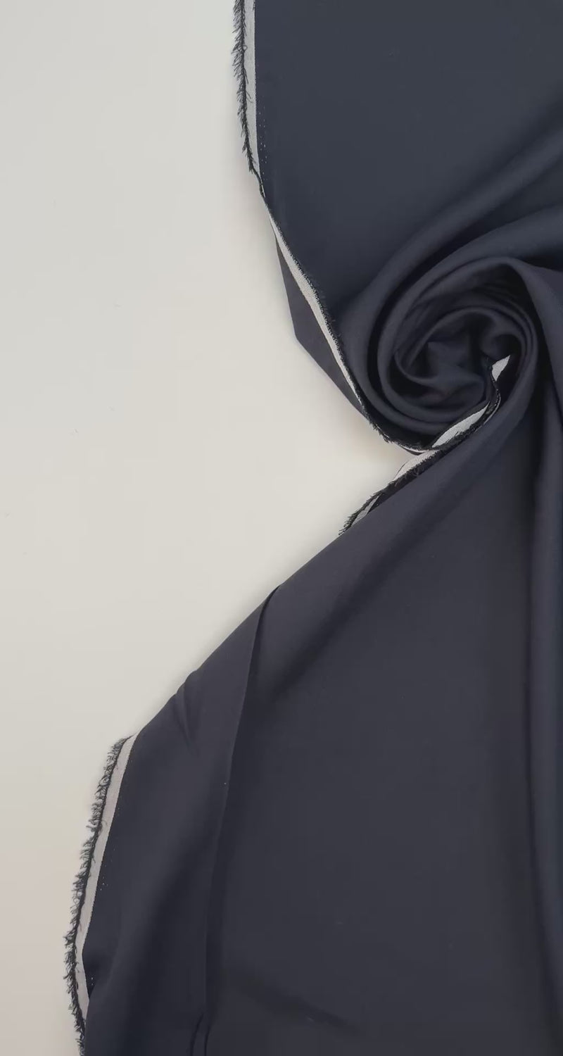 video 6417030c-7ab3-4abc-85b2-2ca651c2cde1